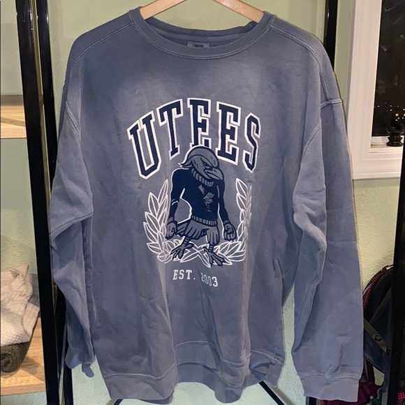 Comfort Colors Tops - UTees Comfort Colors Crew